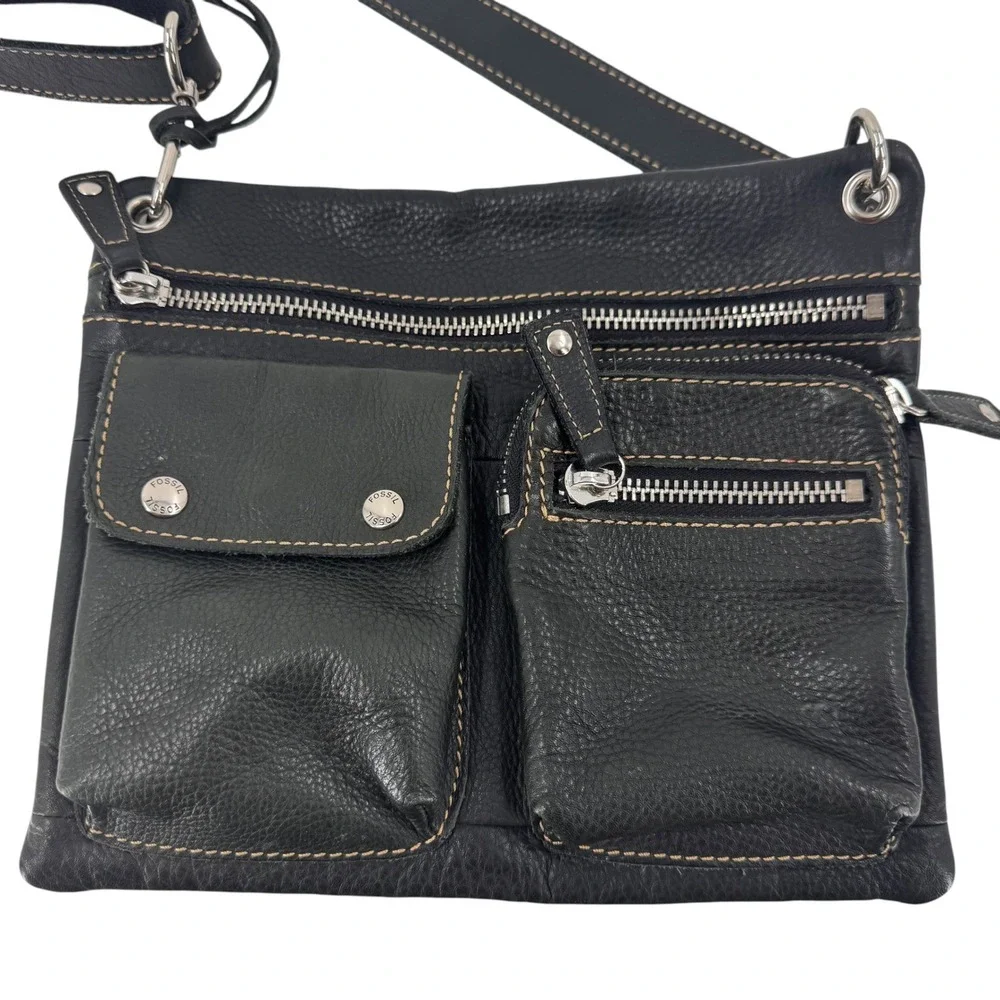 Vintage‎ Fossil Black Pebbled Leather Multi Pocket Organizer Crossbody Bag